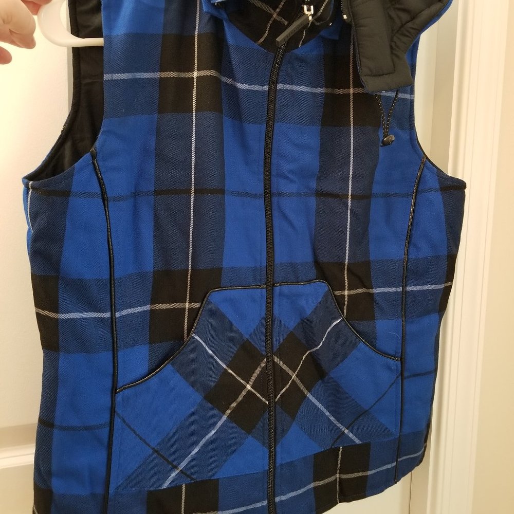 Plaid reversible vest, black vest, plaid vest, never worn!